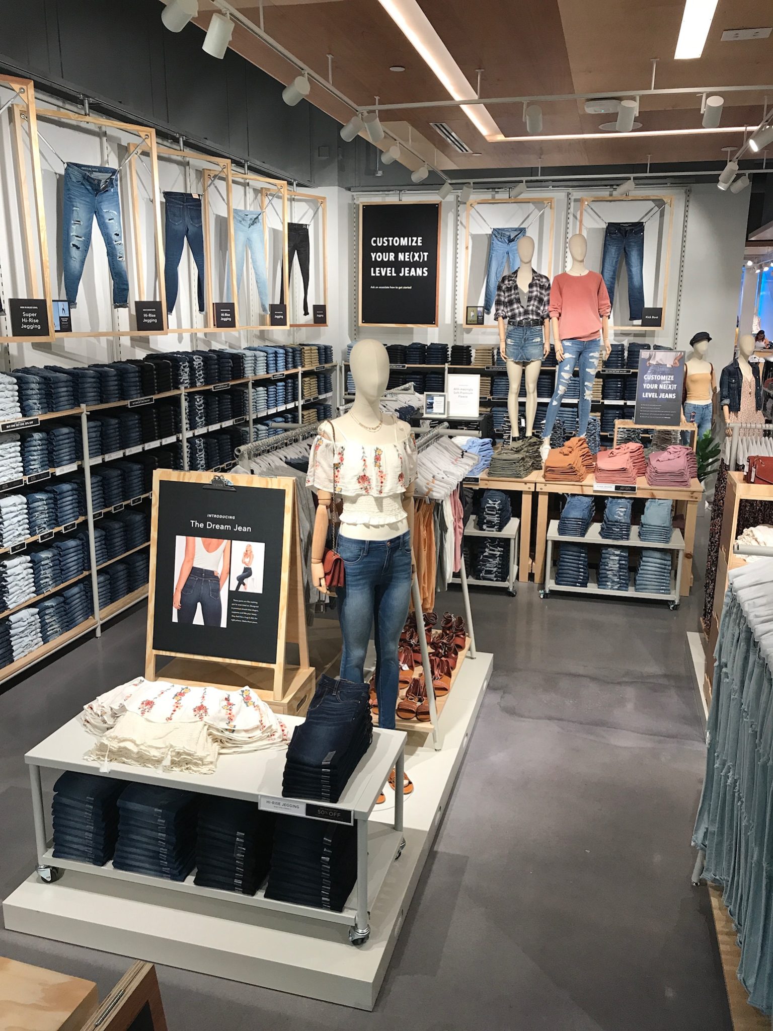 AMERICAN EAGLE OUTFITTERS AND AERIE - 14700 E Indiana, Spokane Valley,  Washington - Men's Clothing - Phone Number - Yelp
